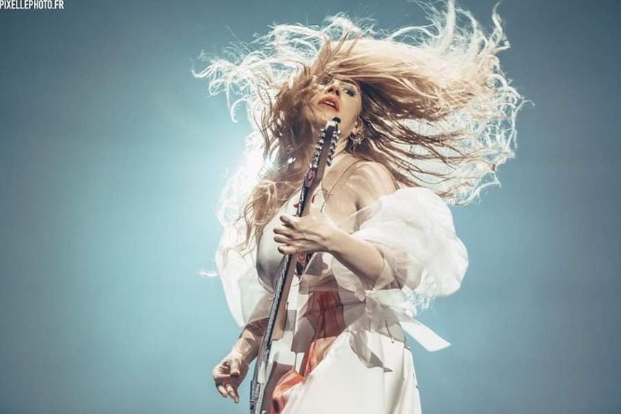 Sun, brutal pop en concert à Lisieux le 15 juin 2024. Rose Métal.