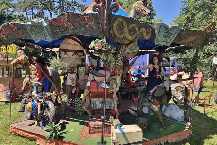 Carrousel Titanos : spectacle au festival Lisieux Grands Ouverts 2023